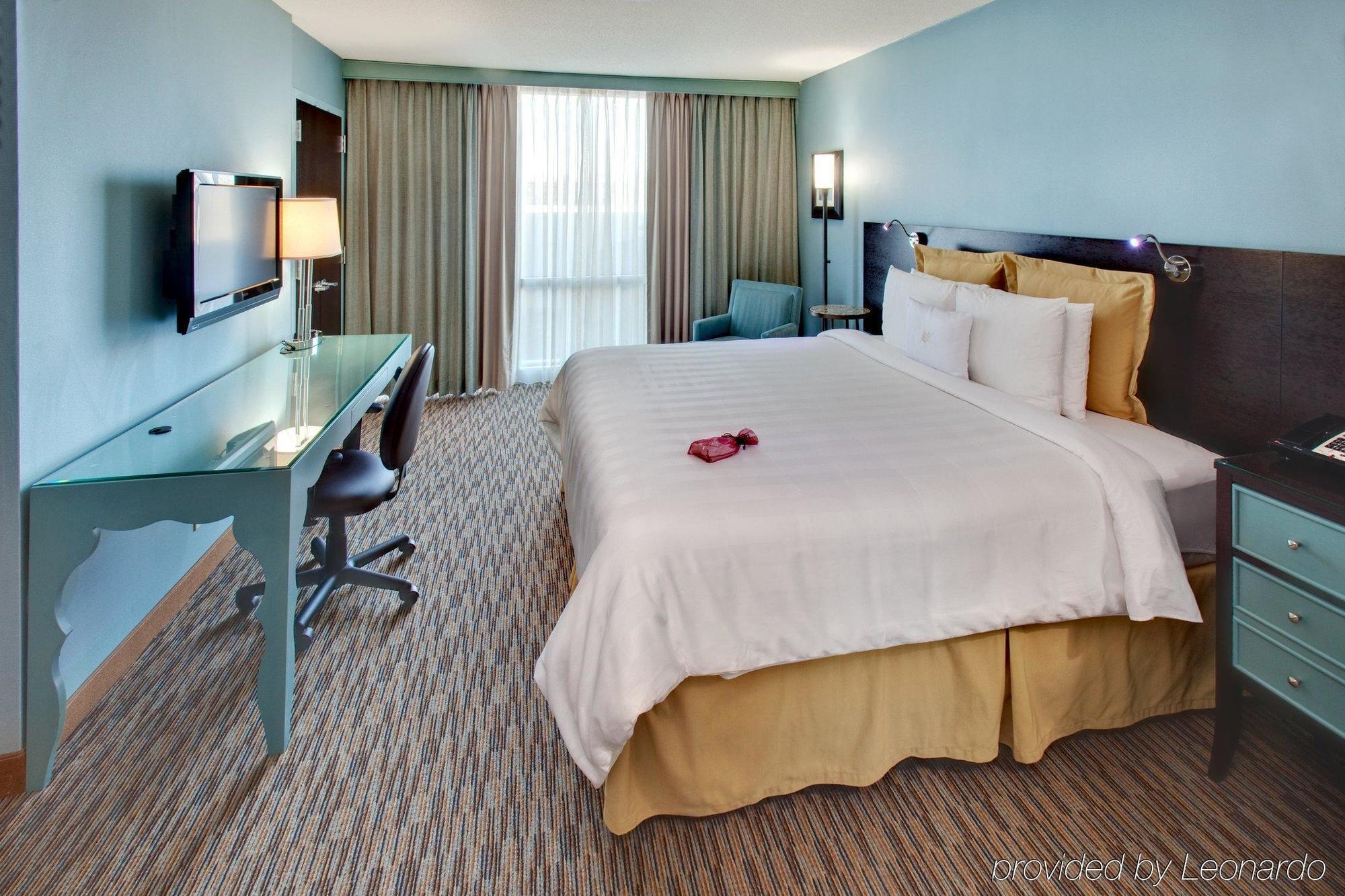Crowne Plaza Hotel Glen Ellyn/Lombard By Ihg Pokoj fotografie